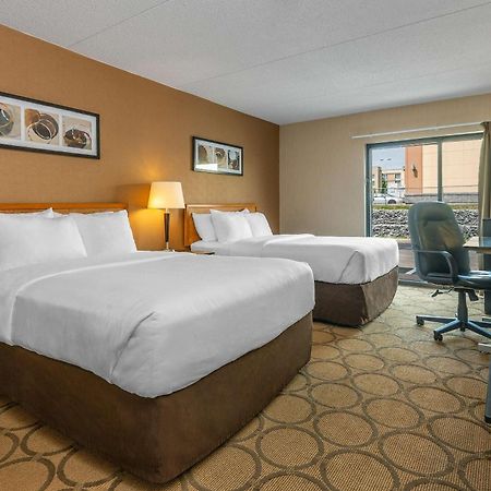 Comfort Inn Труро Екстериор снимка