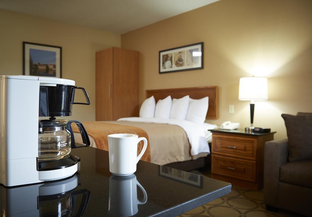 Comfort Inn Труро Екстериор снимка