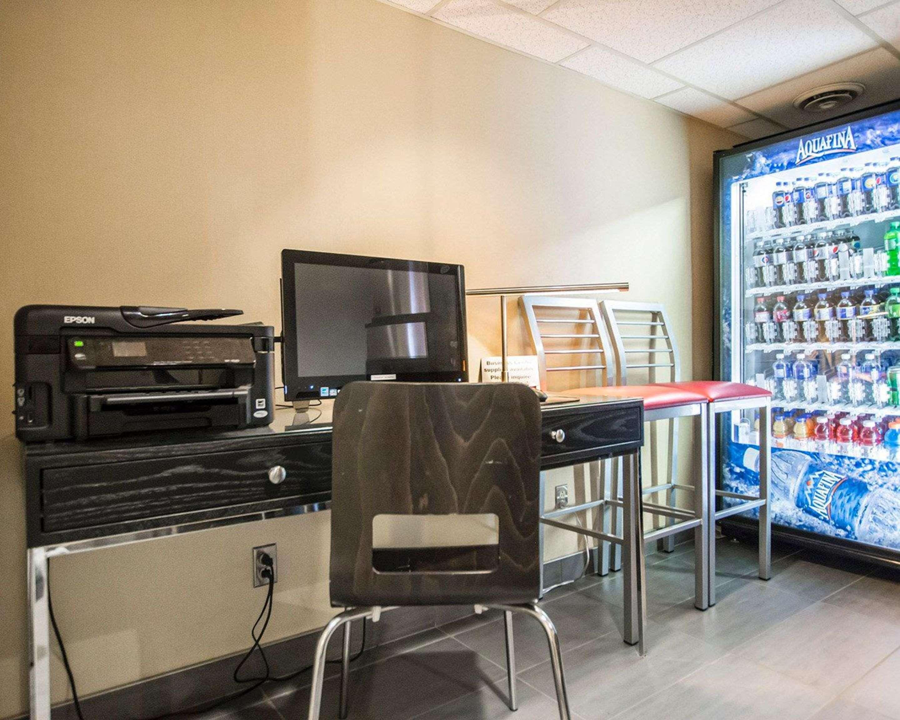 Comfort Inn Труро Екстериор снимка