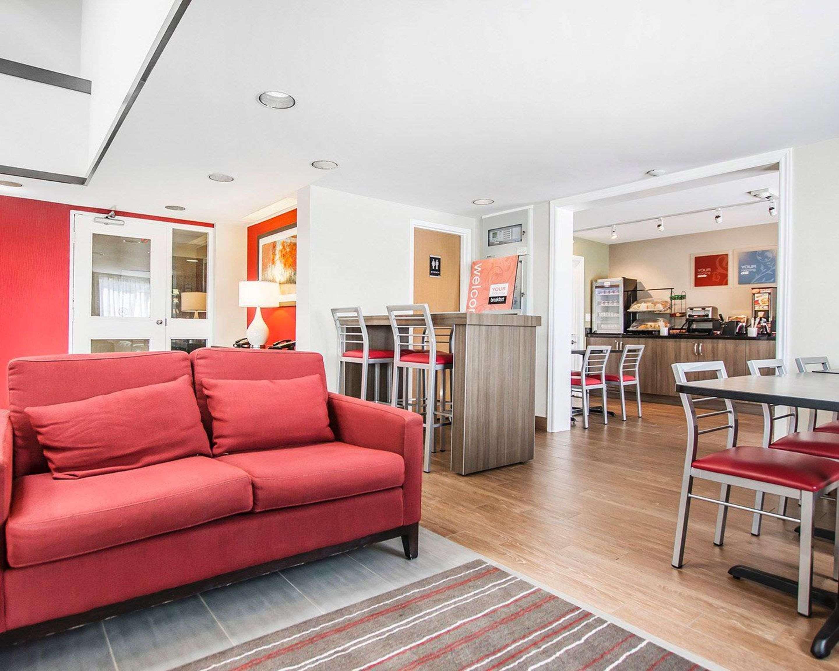 Comfort Inn Труро Екстериор снимка
