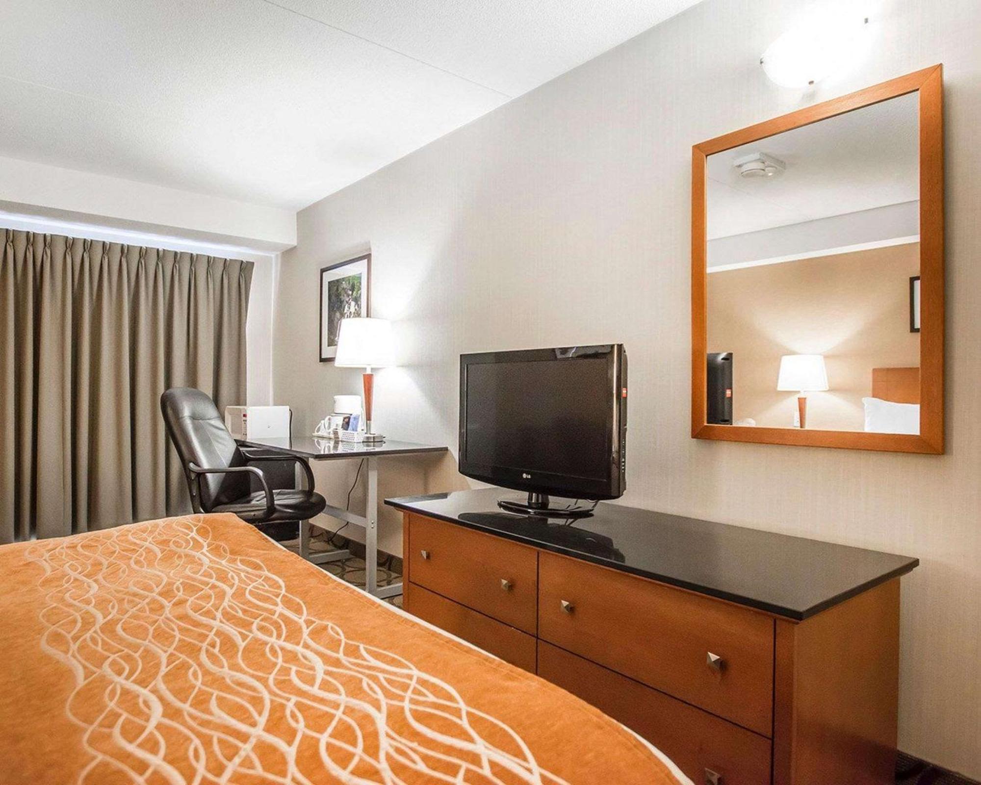 Comfort Inn Труро Екстериор снимка