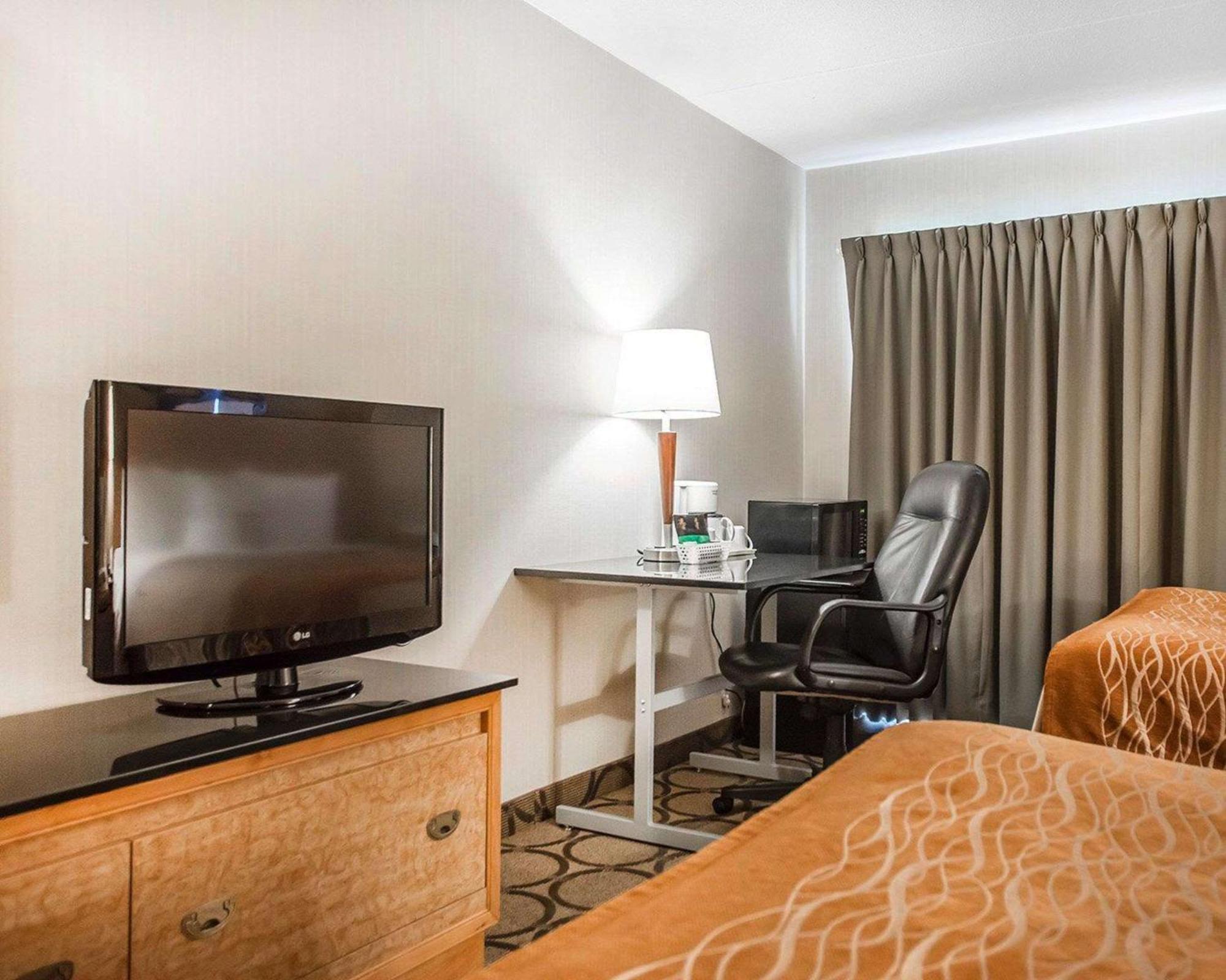 Comfort Inn Труро Екстериор снимка