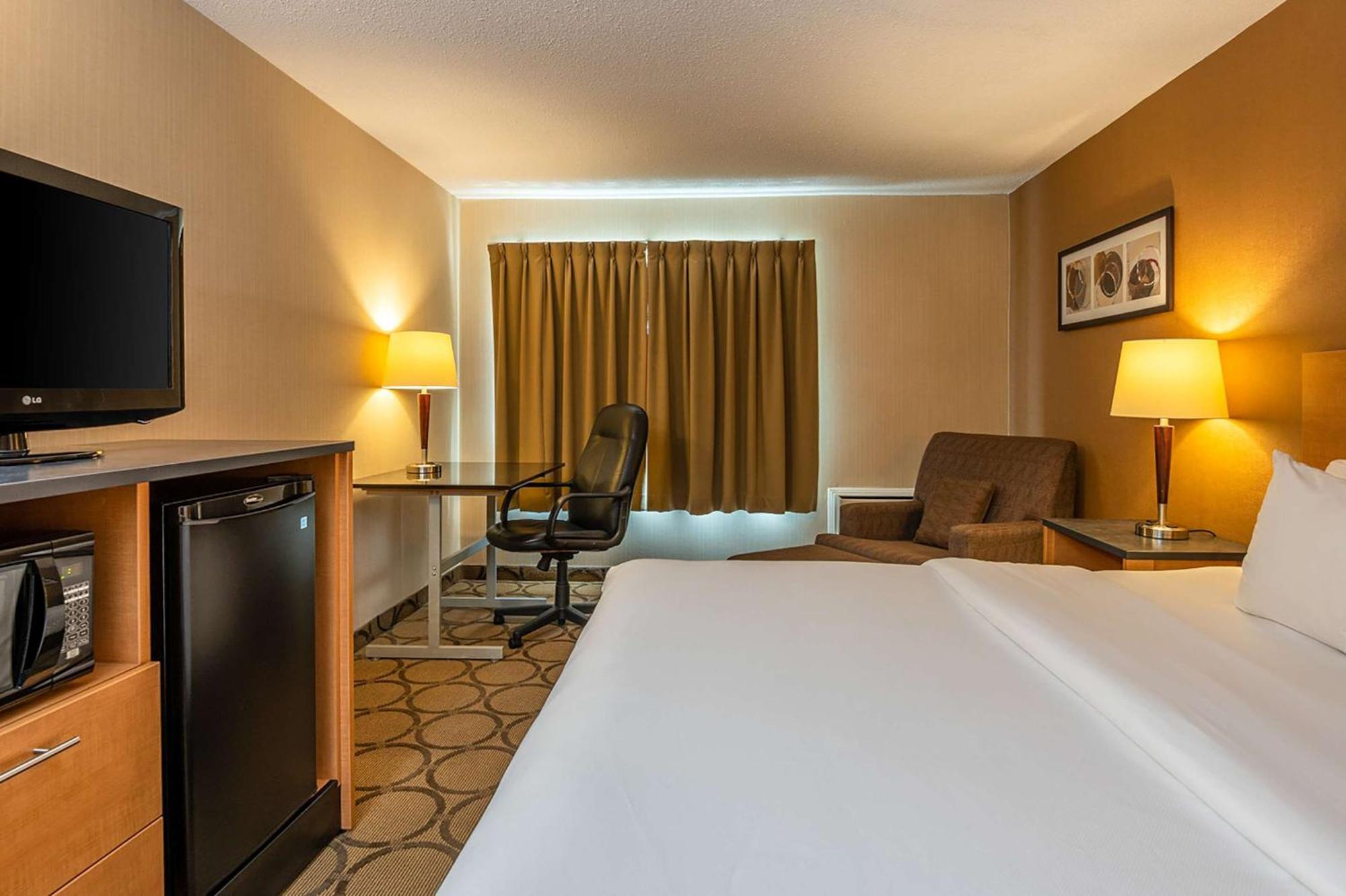 Comfort Inn Труро Екстериор снимка