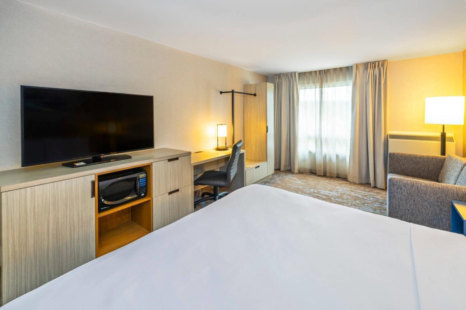 Comfort Inn Труро Екстериор снимка