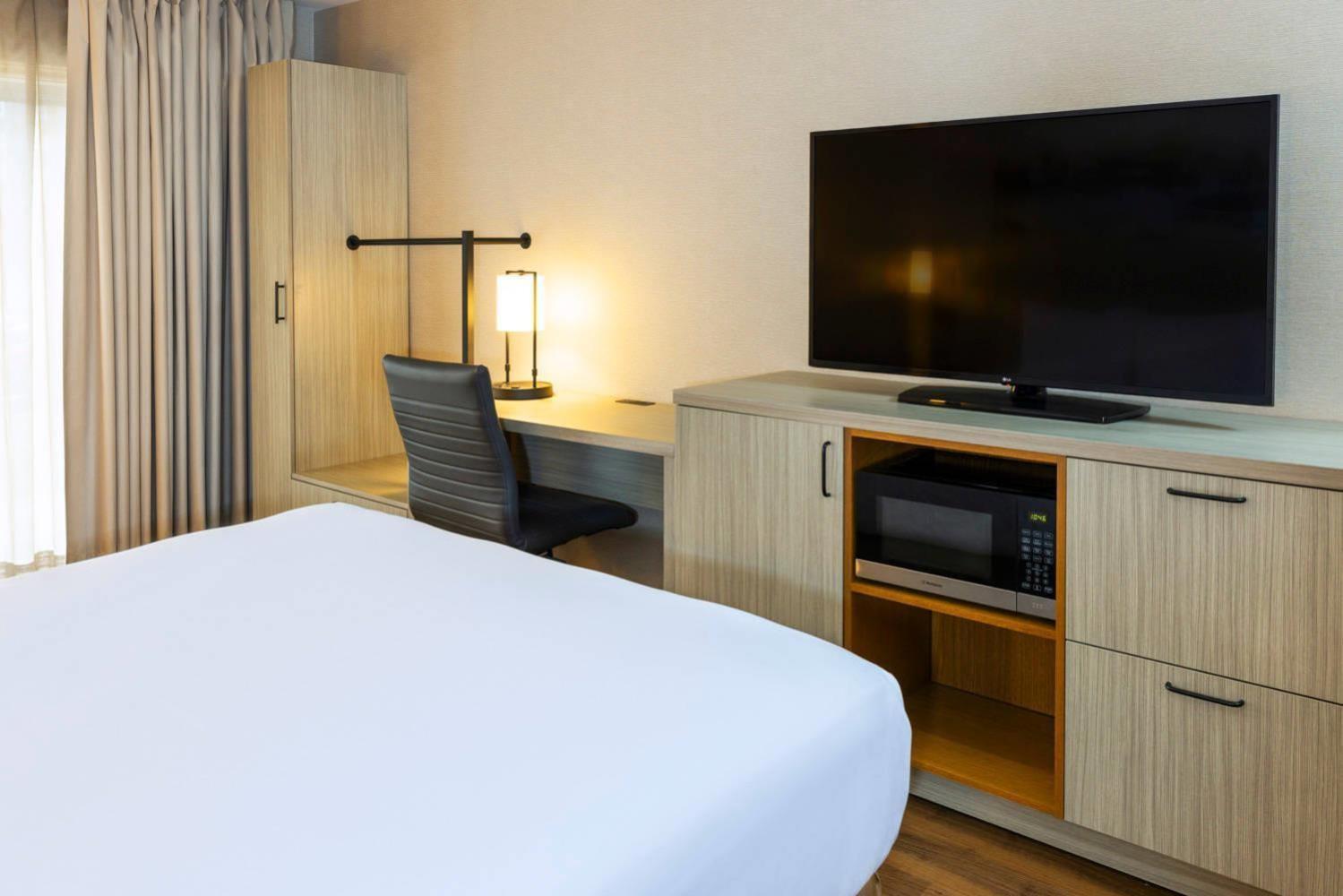Comfort Inn Труро Екстериор снимка